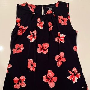Sleeveless navy and coral top